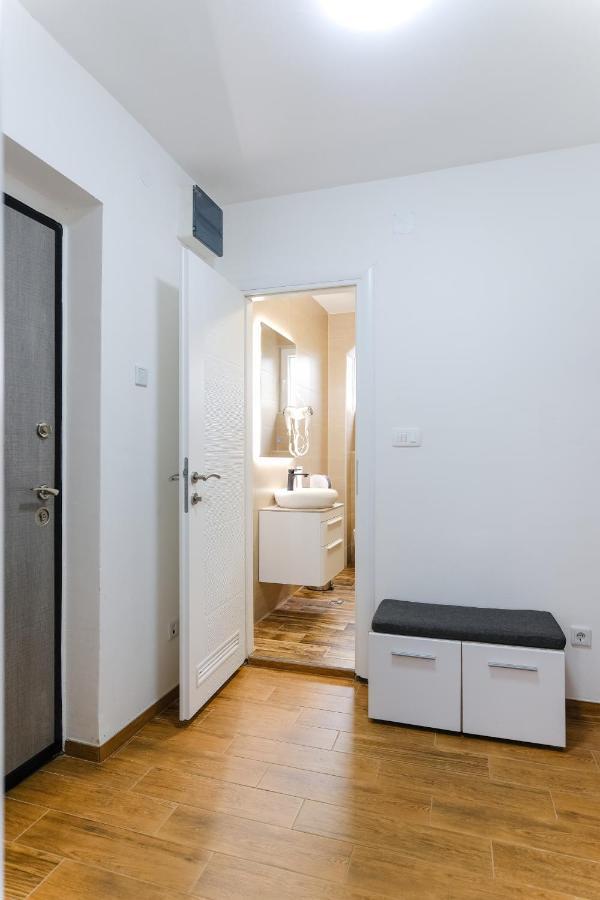 Mak Apartment - Free Parking - Balcony سراييفو المظهر الخارجي الصورة